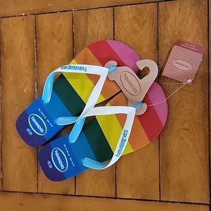 NWT Havaianas S.E. " Top Pride" Rainbow Flip Flops Size:39/40 - US 9/10